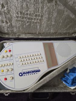 Omnichord OM 27