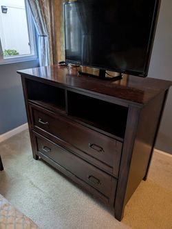 Dresser Changing Table 