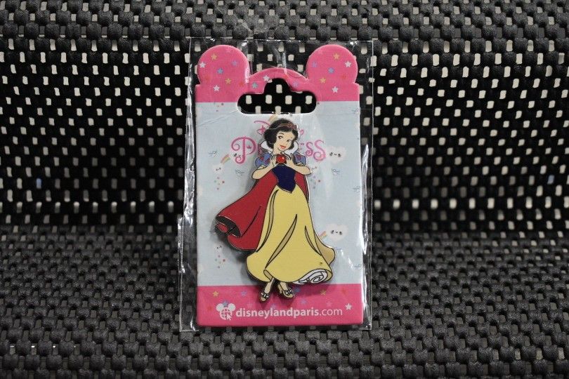 Disney Paris Snow White Pin