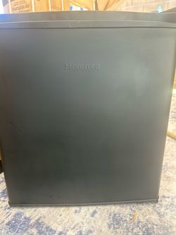 Mini refrigerator