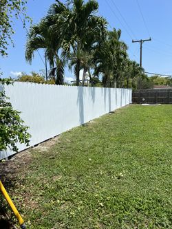 Cerca De Metal Al Gusto 