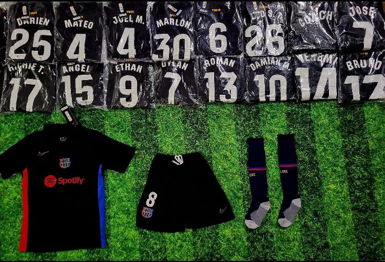 Soccer uniforms uniformes de fútbol playeras playera fútbol Set includes full kits conjuntos completos uniformes para equipos equipo 👇READ THE DETAIL