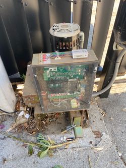 Electric gate noisy or moving uneven? Chain, motor, sensors, and full gate issues