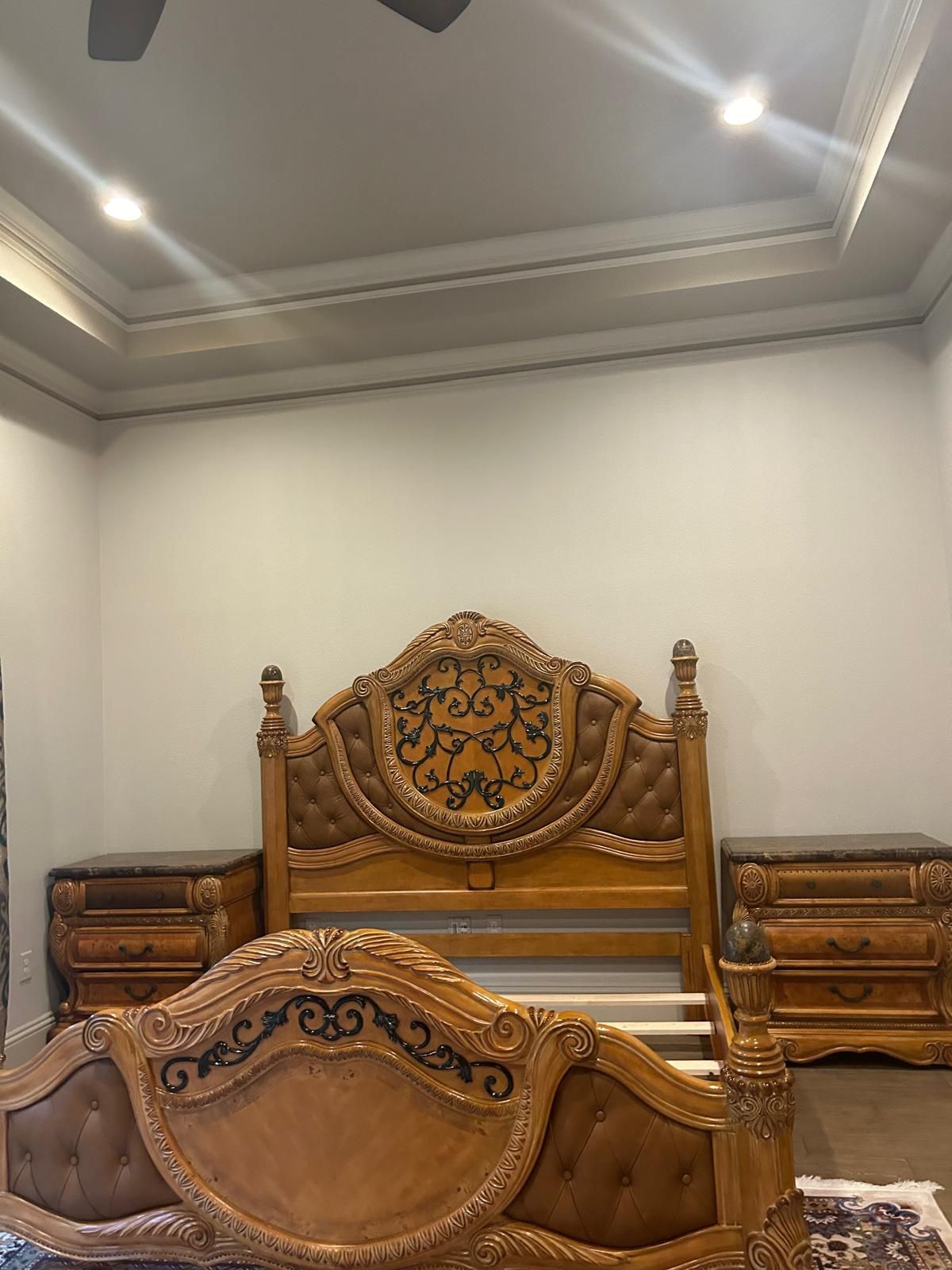 Beautiful Michael Amini Bedroom Set ( Price Include Deliver )
