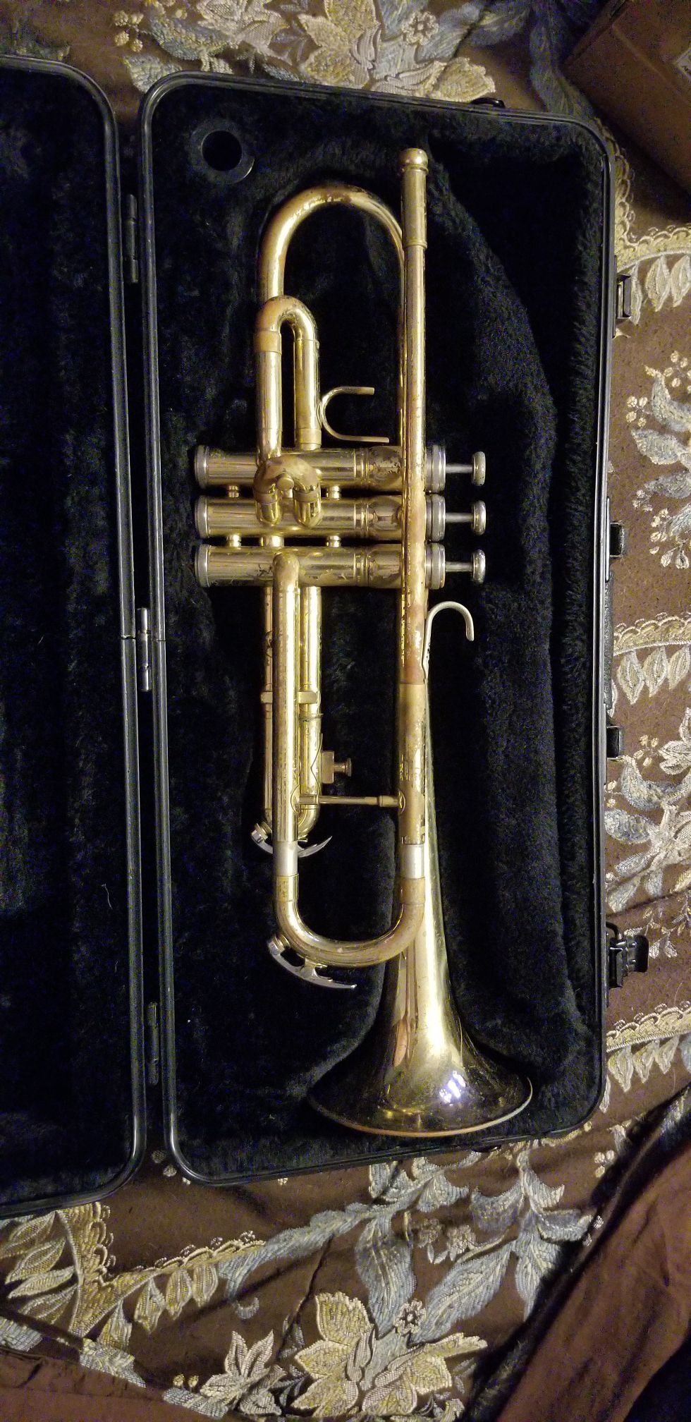 Trumpets (2x)