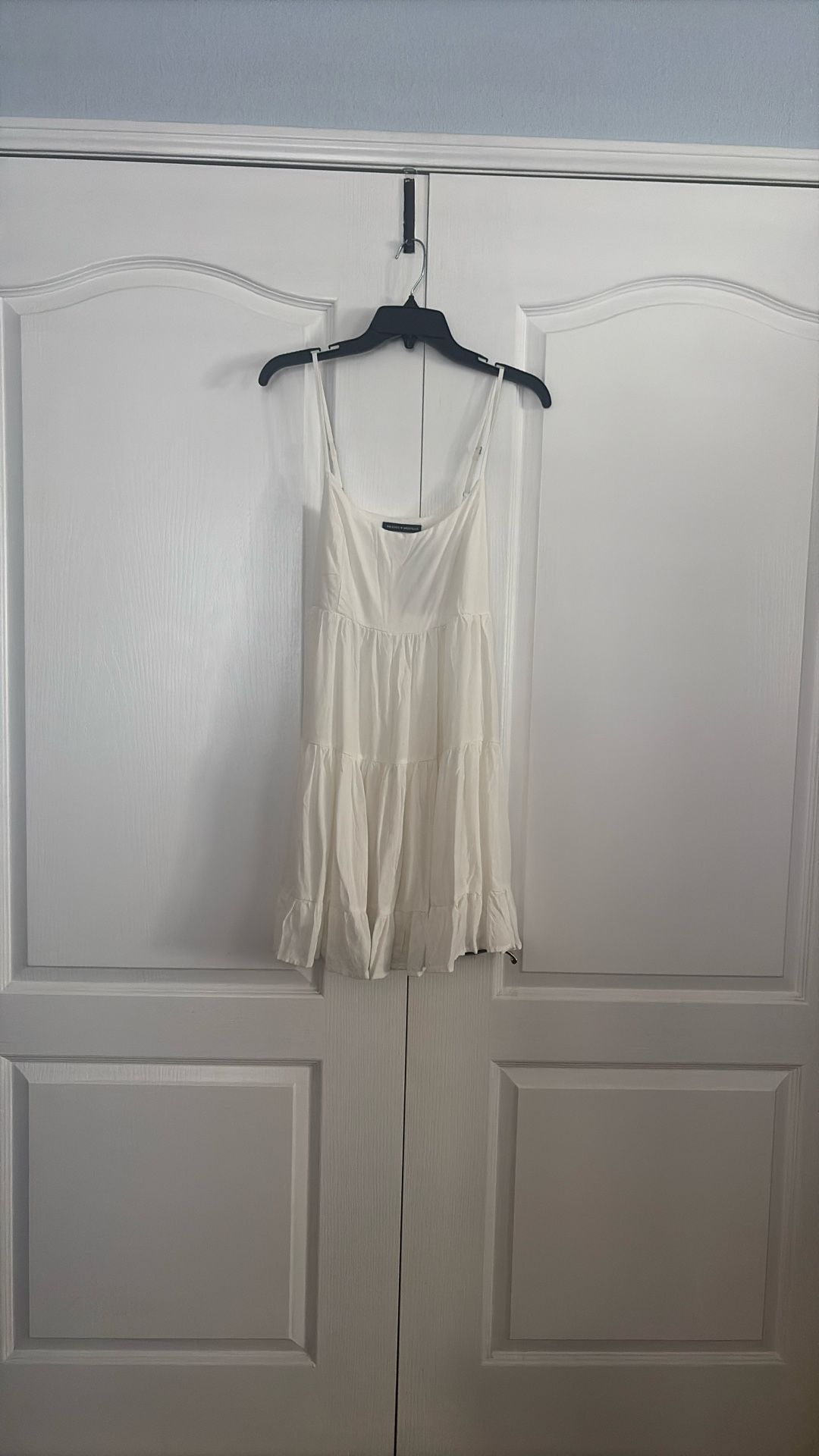 White summer dress by Brandy Melville