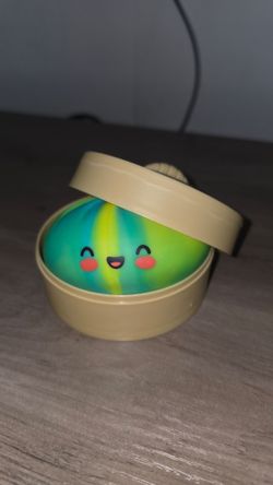 Tie Dye Mystery Dumplin Squish