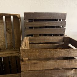Wooden Crates (stained)