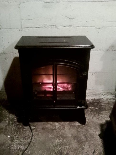 1500 Watt Imitation Fireplace With Blower