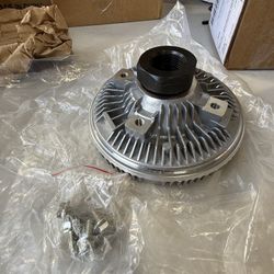 Viscous Fan Clutch Assy 82000845 for New Holland 8160 8260 8360 8560 TM115 TM125