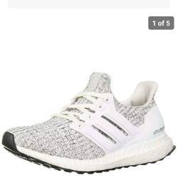 NWOT Adidas Womens Ultra Boost Low Top Lace Up Running Shoes, White, Size 5.0