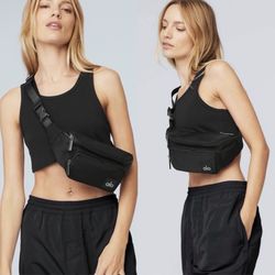 Alo Yoga Explorer Fanny Pack