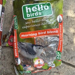 Morning bird blend.  Hello Birds Food