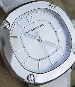 Burberry Womens BBY1701 The Britain Classic White Leather 34mm Watch 130710