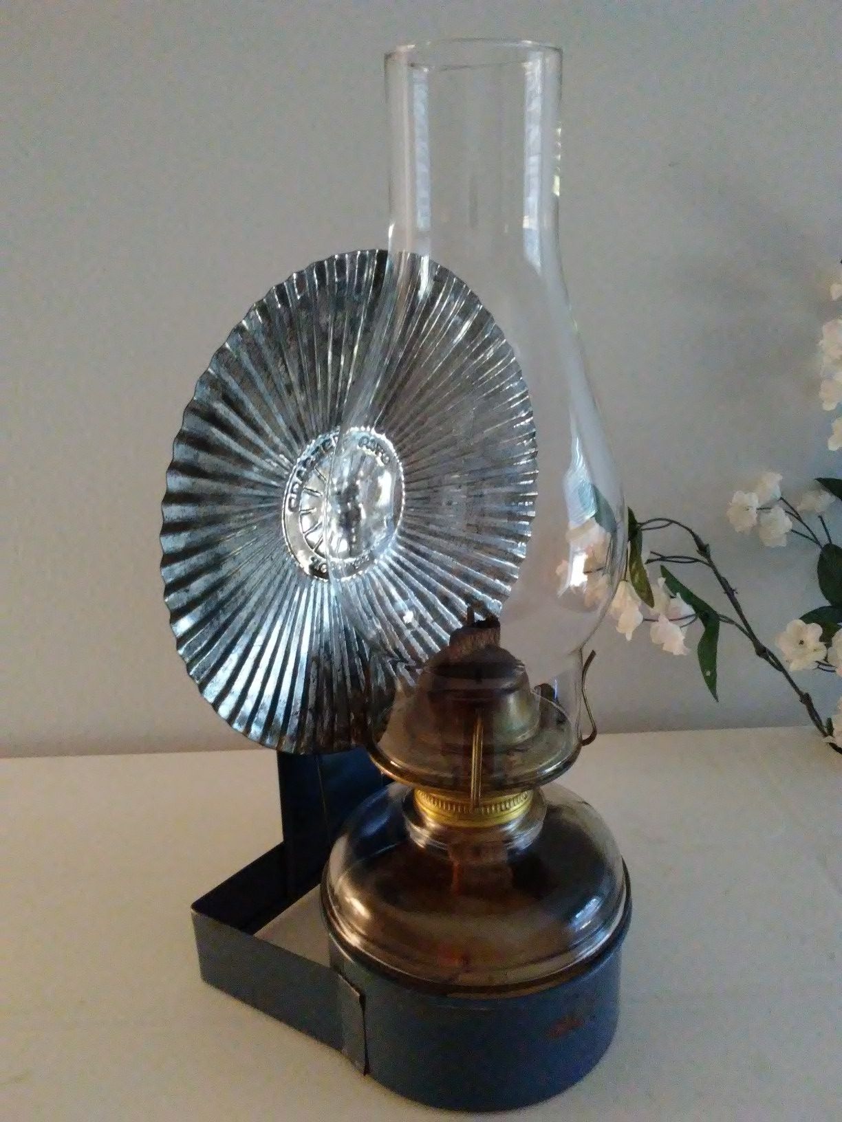 Vintage Eagle Oil Lamp with Bracket and Reflector