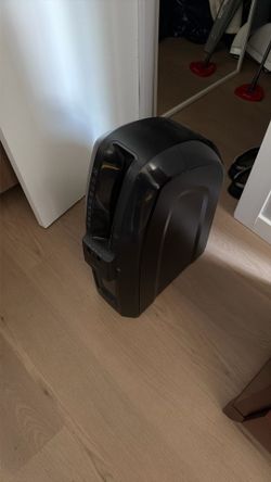 Staples shredder