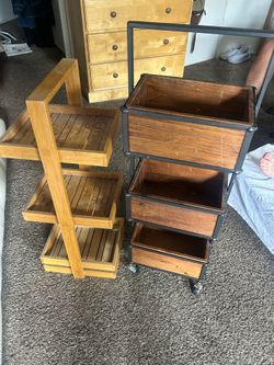 2 small shelve organizers / 1 rolling