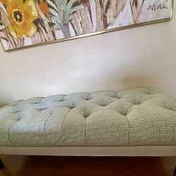 Tufted Bench