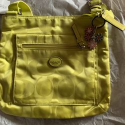 New Getaway Signature Nylon File Bag - Yellow  Crossbody