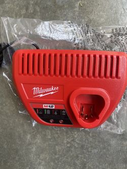 Milwaukee Drill/ Driver