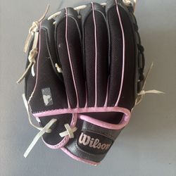 Girls Baseball Glove