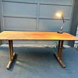 Desk/table/craft table