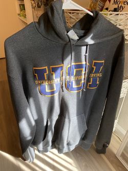 UC irvine gray men’s hoodie size M champion