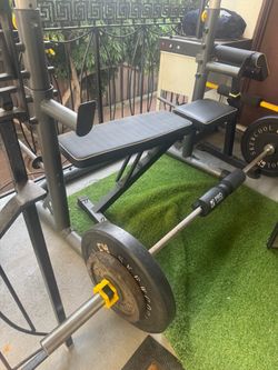 Barbell squat rack and bench