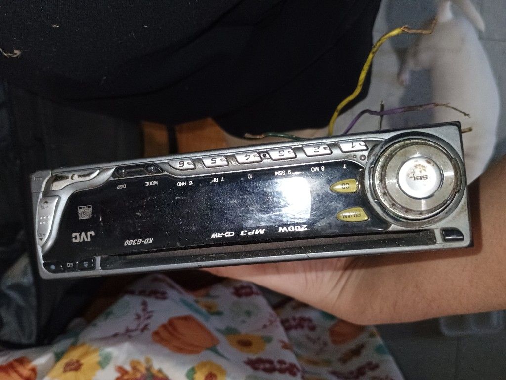 JVC KD-G400 Car STEREO CD CD-RW MP3