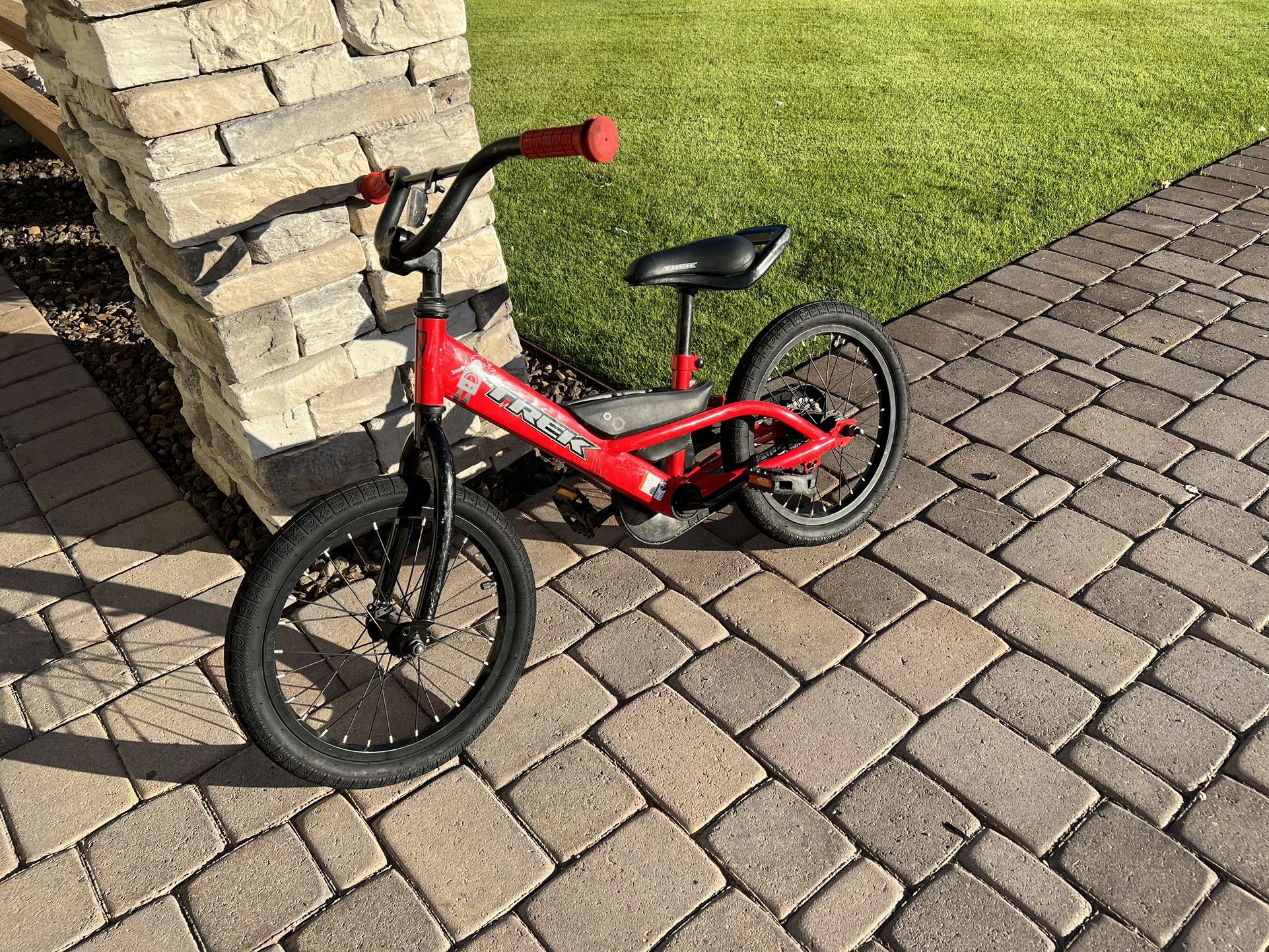 Kids Trek Bike 12” Tires
