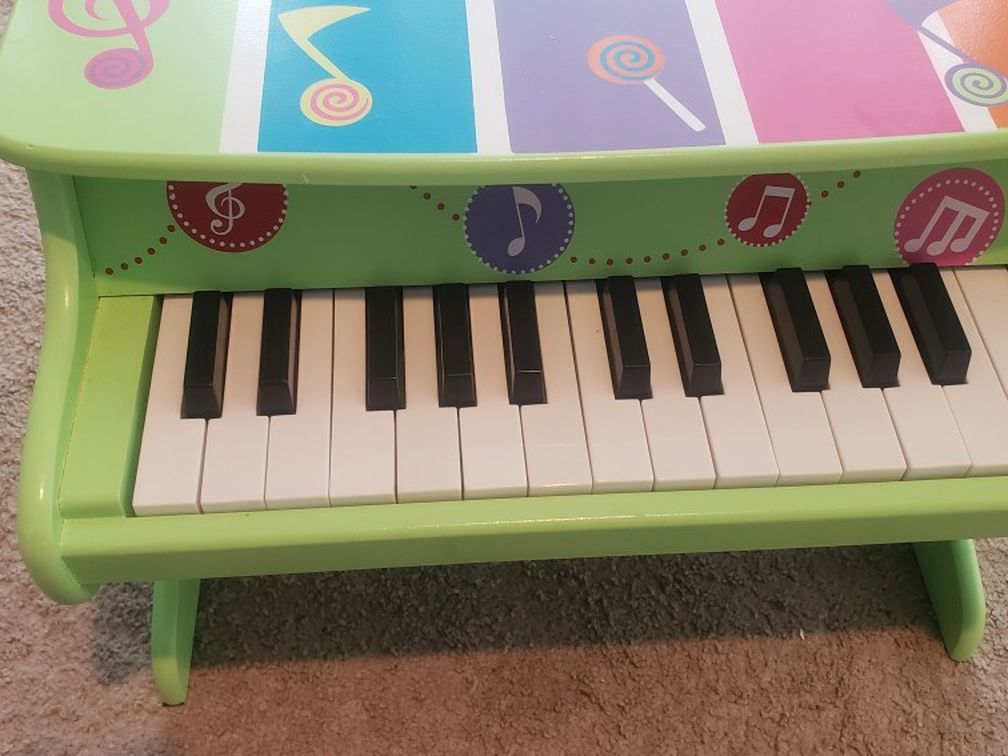 Baby piano