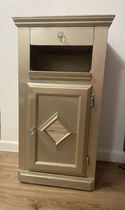 Unique Cabinet
