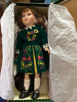 Sinead Porcelain Doll 90s-00s