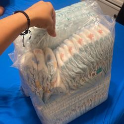 Pampers* Diapers