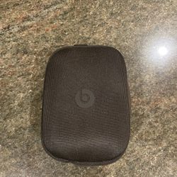 Beats Solo 4 Headphones 