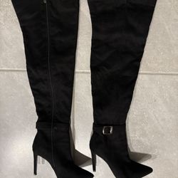 New. Forever 21 Boots 
