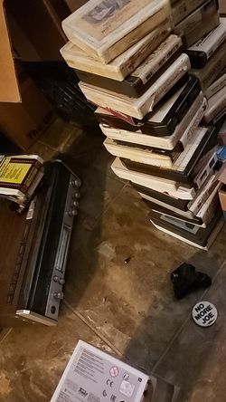 8 track player and lots of tracks