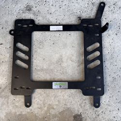 Planted Seat Brackets, New For Ford Focus (2011-2018)