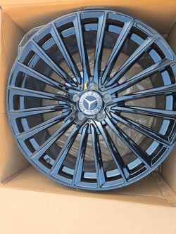 20"new Staggerd Wheels only for Mercedes benz