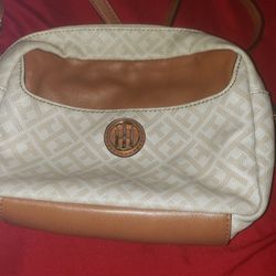 2 Ladies  TH  Purses