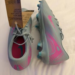 Nike Mercurial Soccer Cleats FG - Men’s Size 10