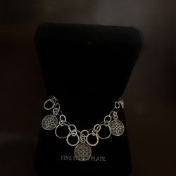 Witches Knott Bracelet 