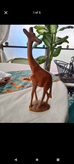 Vintage Wood Carved Giraffe Statue