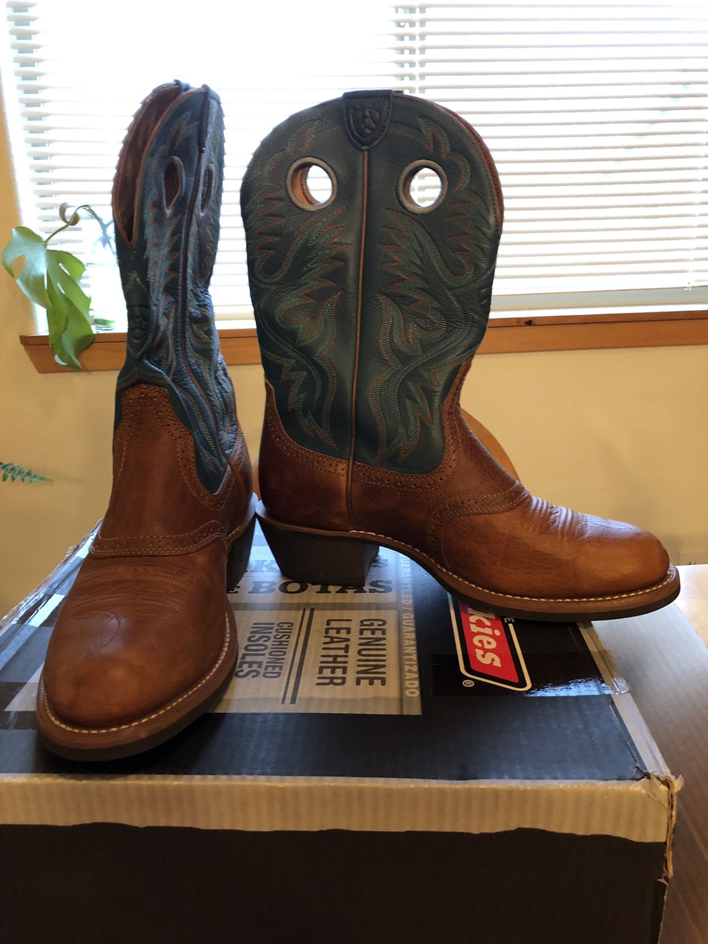 Ariat boots size 11