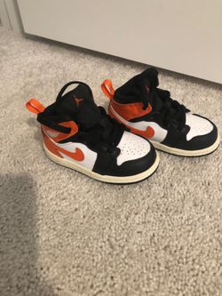 Toddlers shoes