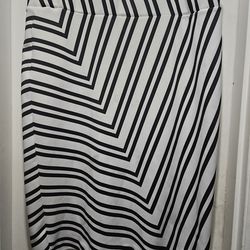 Ladies 18 Eloquii Black and White Striped Skirt
