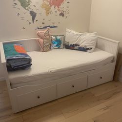 IKEA Hemnes Daybed With Mattresses (2)