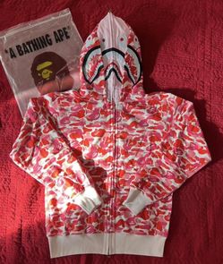 Pink and red camo Bathing Ape size M 