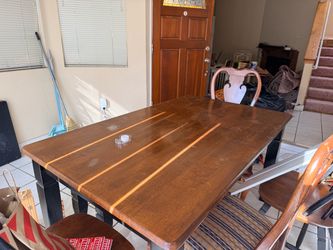 Dining room table