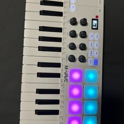 M-WAVE MIDI Keyboard